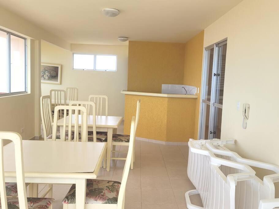 Apartamento Brejatuba Beira Mar Guaratuba Exteriér fotografie